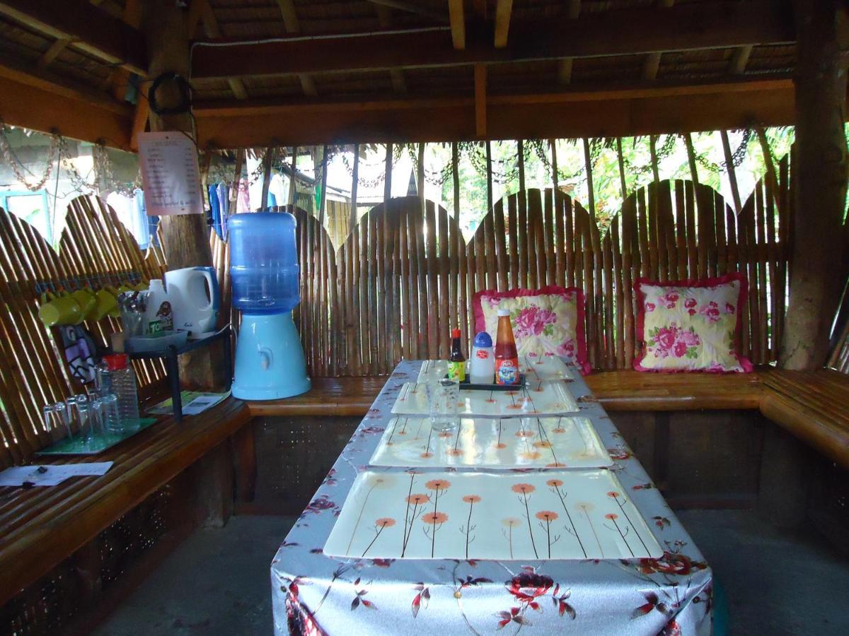 Lhoyjean Garden Hostel Batuan 外观 照片