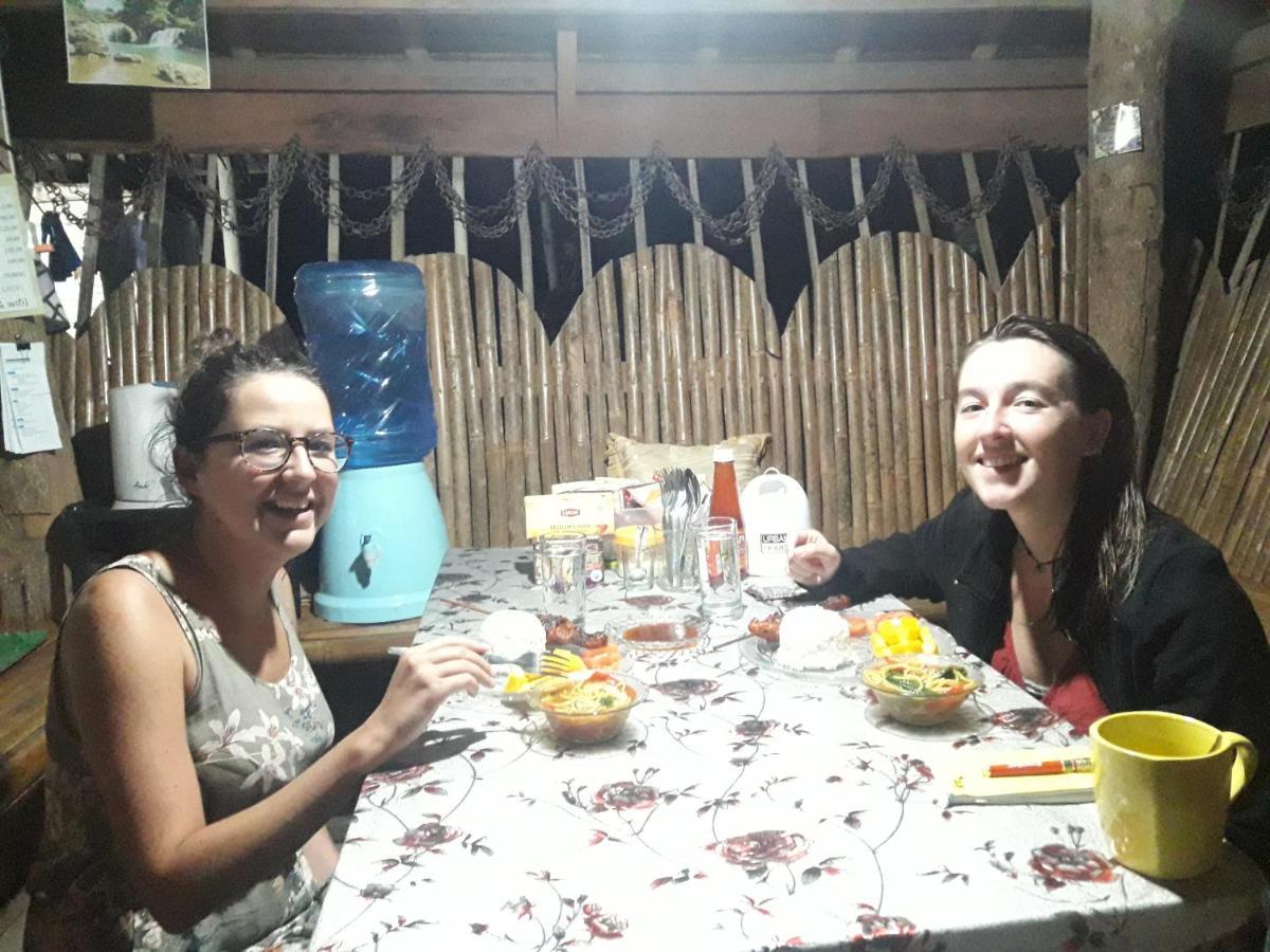 Lhoyjean Garden Hostel Batuan 外观 照片