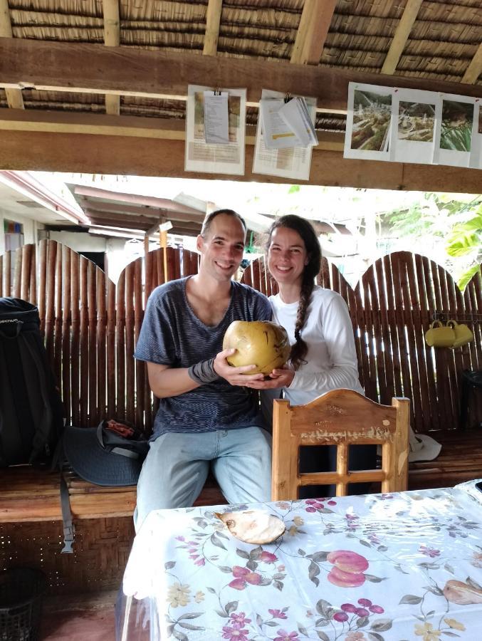 Lhoyjean Garden Hostel Batuan 外观 照片