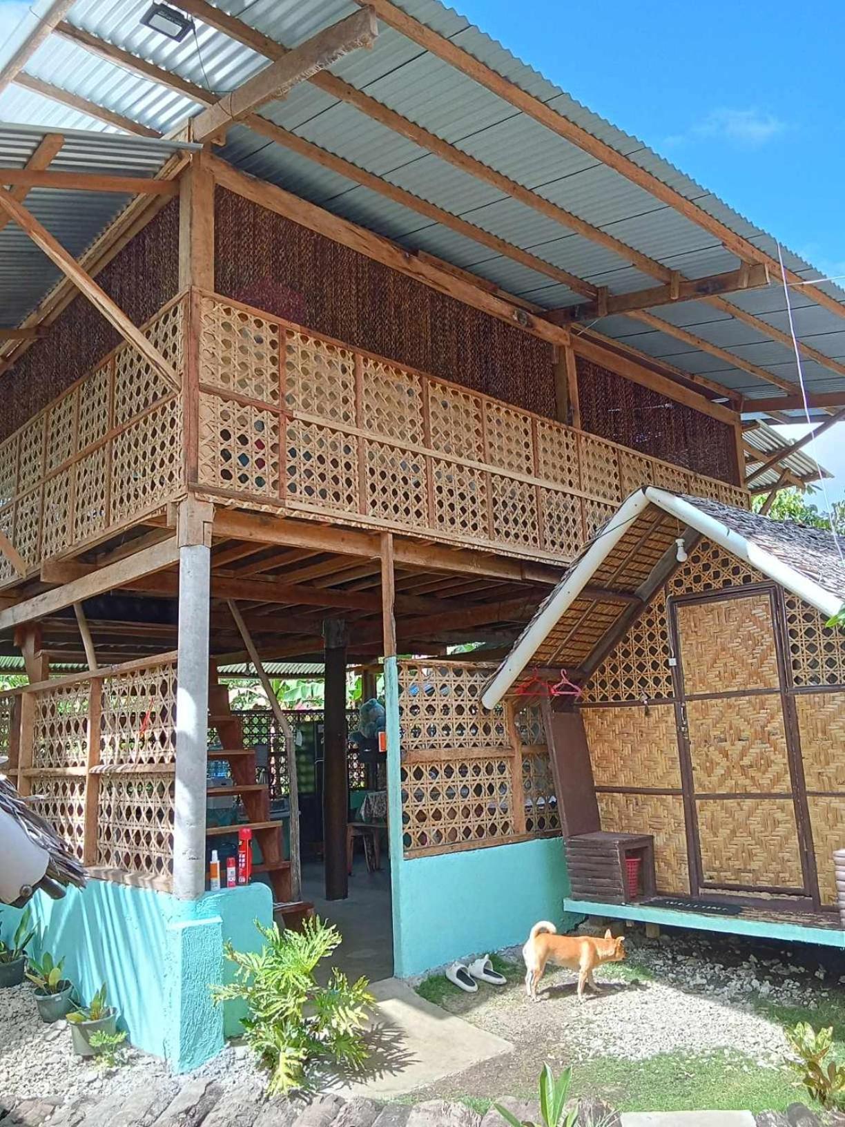 Lhoyjean Garden Hostel Batuan 外观 照片